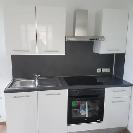 Apartment One Saint-Hilaire-de-Brethmas